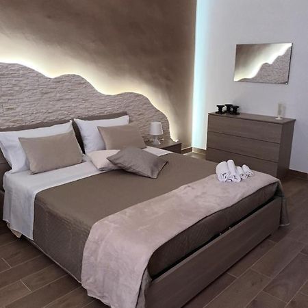 カターニアLa Casa Di Ruthアパートメント エクステリア 写真